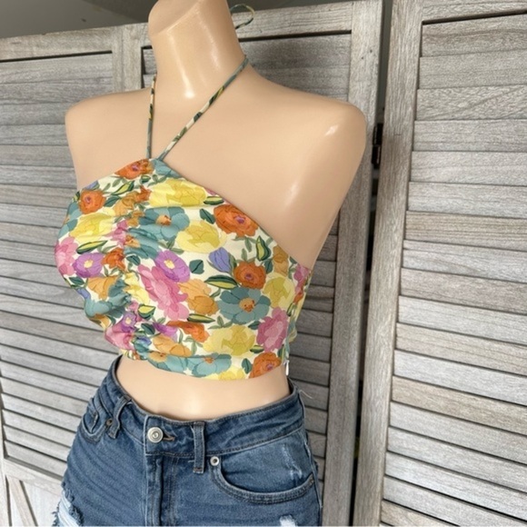 ZARA FLORAL PRINT CROPPED HALTER TOP - Picture 7 of 11